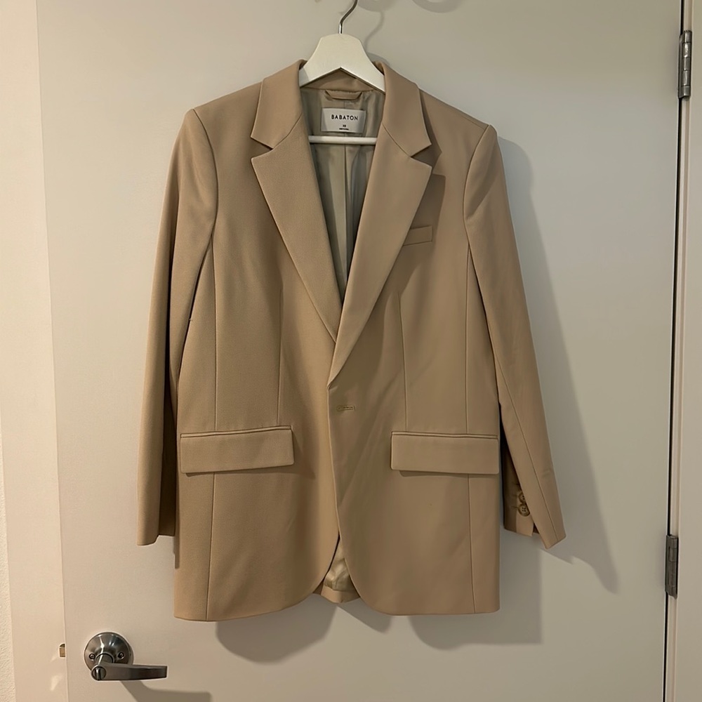 Aritzia babaton agency blazer